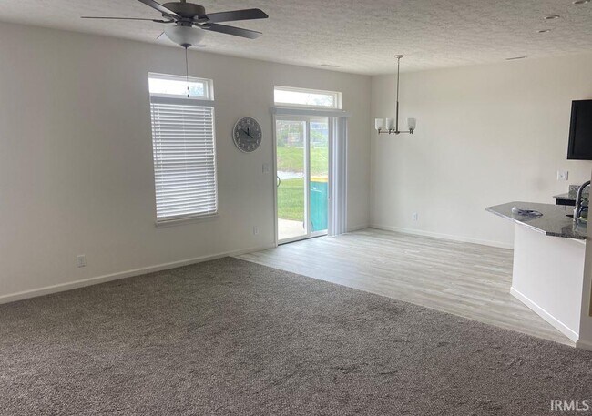 Building Photo - 2955 Poinciana Dr