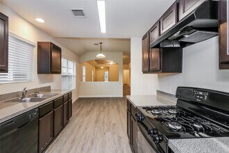 Building Photo - 5435 Latta Plantation Dr