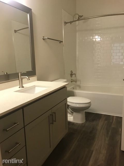 Foto del edificio - 1 br, 1 bath  - 9 W Gore St