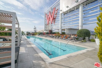 Building Photo - 6250 Hollywood Blvd