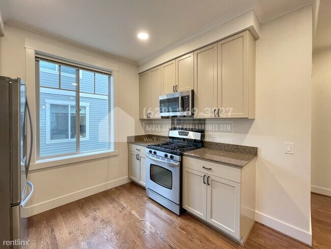 Foto del edificio - 3 br, 3.5 bath Townhome - 1752 23rd Ave -