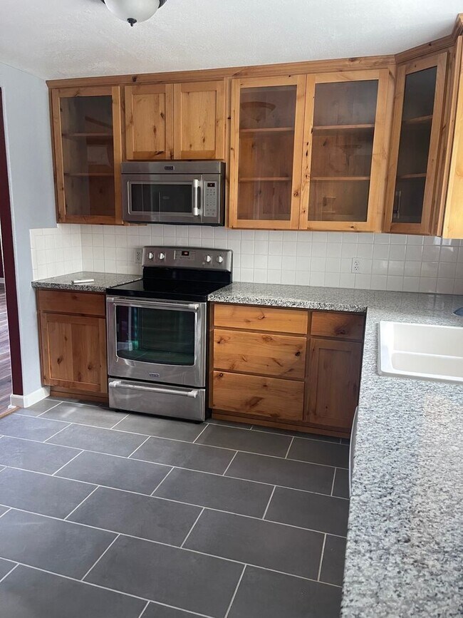 Foto del edificio - Beautiful 3 Bed 1.5 Bath House