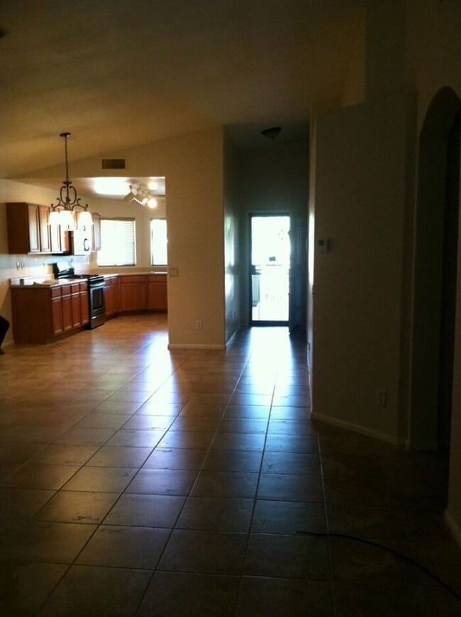 Foto del edificio - 27712 N 24th Ln