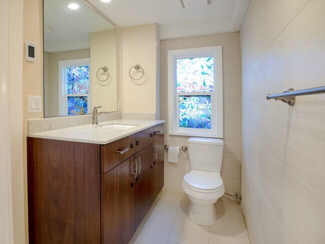 Foto del edificio - Beautiful 3br/2bth - Available in early January