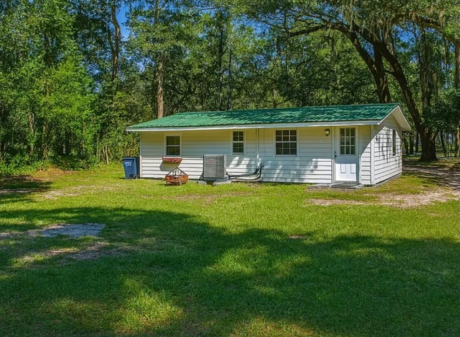 Building Photo - 1702 Lafayette St