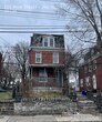 Primary Photo - 1 Bedroom 1 Bathroom 2nd Floor Unit In Dar...
