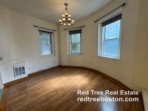 Building Photo - 702 Massachusetts Ave