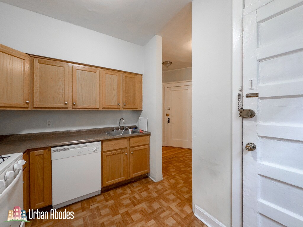 Foto principal - 4427 N Wolcott Ave