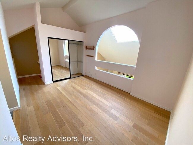 Building Photo - 2 br, 2 bath House - 952 Bellomo Avenue
