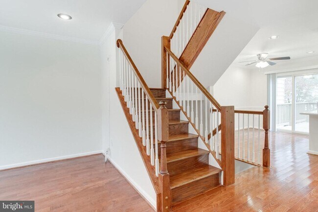 Building Photo - 9216 Burley Ln