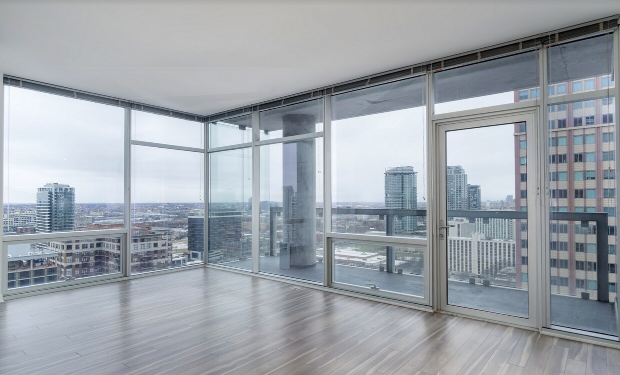 Photo - 733 N La Salle Dr (Chicago, IL)