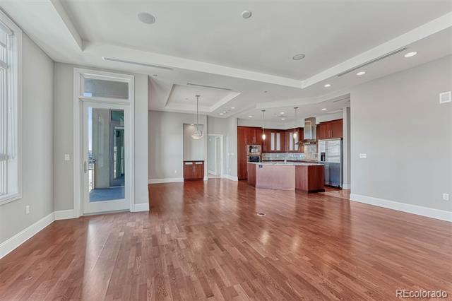 Foto del edificio - 5455 Landmark Pl