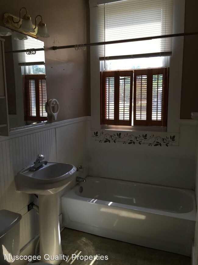 Foto del edificio - 4 br, 2 bath House - 1340 20th St