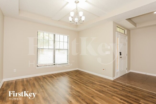 Foto del edificio - 721 Reflection Cove Rd E