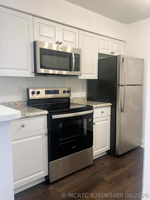 Building Photo - 6030 Indrio Rd