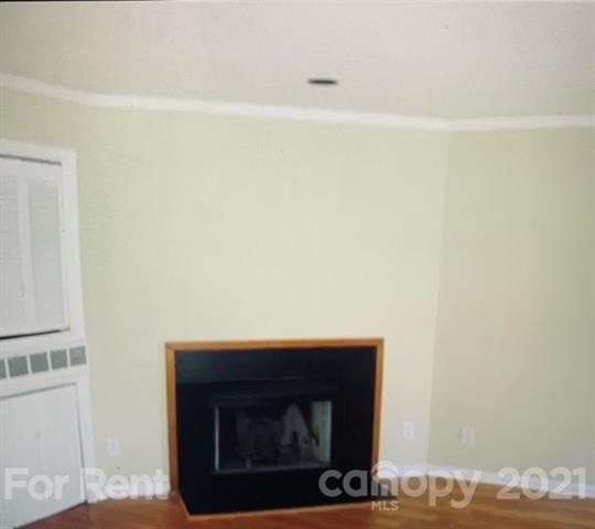 Foto del edificio - 300 S Cedar St