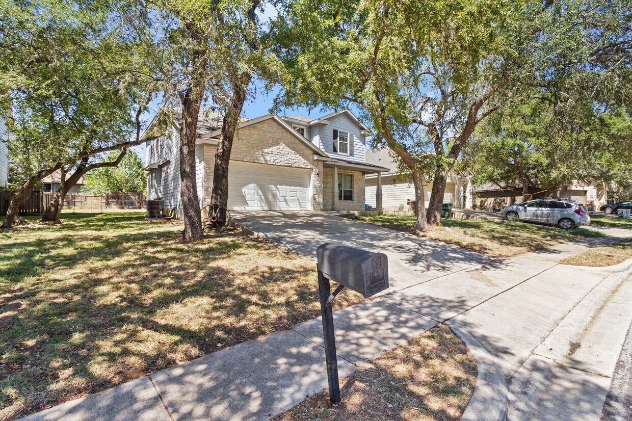 Foto principal - 121 Park Ln