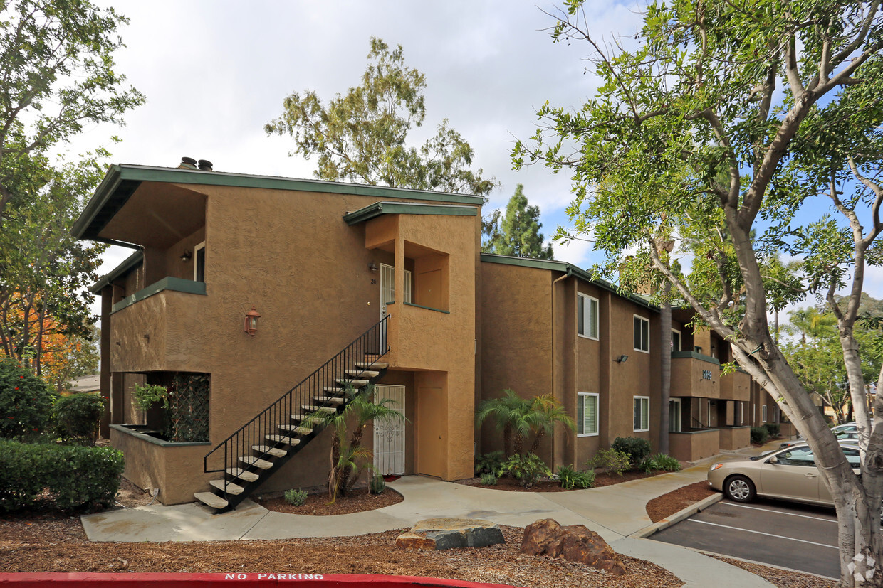 Foto principal - Scripps Mesa Condominium