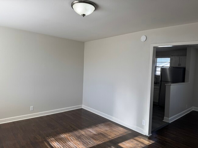 Foto del edificio - 1108 Bell Grimes Ln