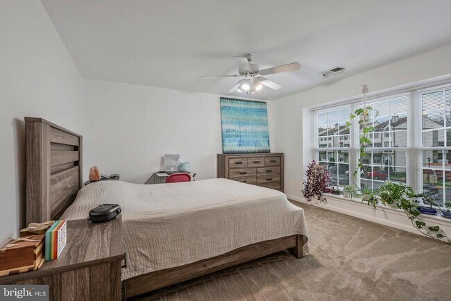 Foto del edificio - 9259 Cardinal Forest Ln