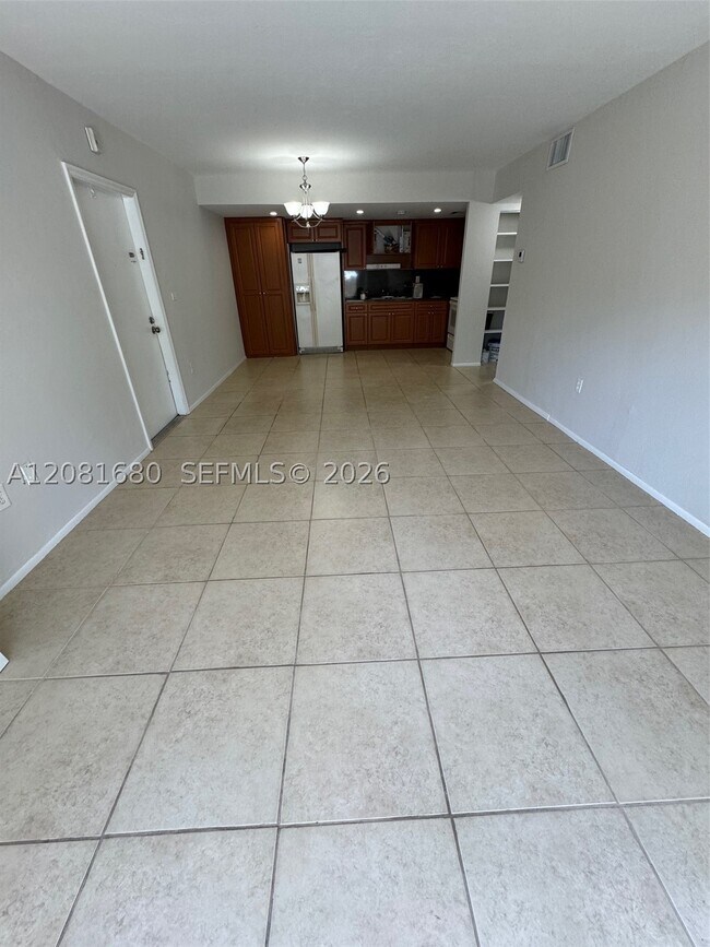 Foto del edificio - 7921 SW 104th St
