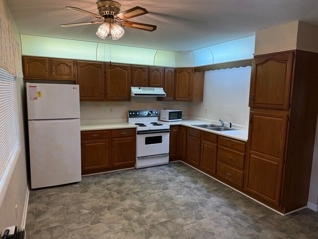 Cocina - 23 Ontario St