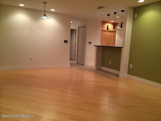 Building Photo - 6800 US-1
