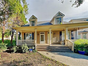 Building Photo - 1433 Carroll Dr NW