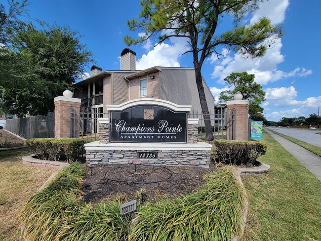 Building Photo - 12335 Antoine Dr