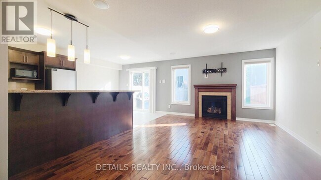 Building Photo - 206 Aquilo Crescent