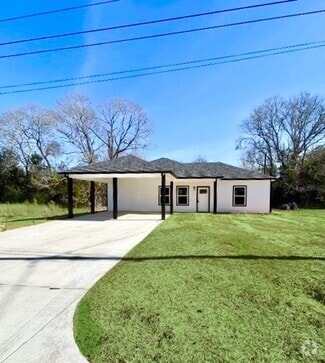 Building Photo - 164 Lake Rd