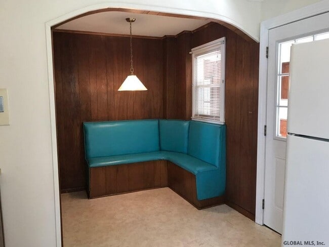 Foto del edificio - 52 Walnut St