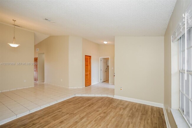 Building Photo - 14979 SW 63rd St
