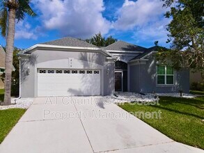 Building Photo - 419 Mayfair Dr