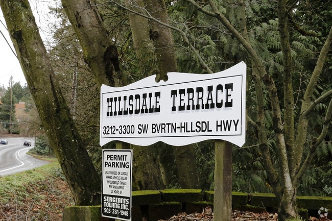 Building Photo - Vantage at Hillsdale