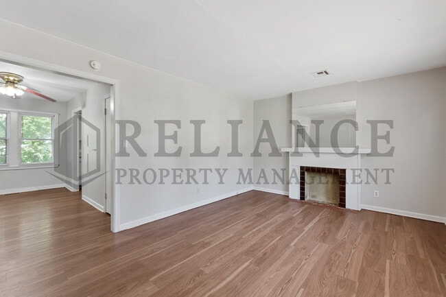 Foto del edificio - 709 S Pinecrest St