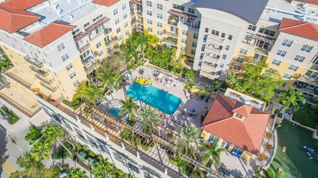 Photo - 101 Plaza Real S Ave Apartment