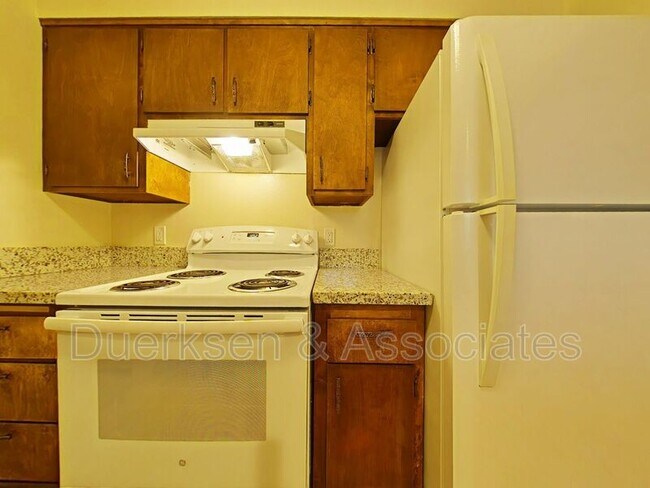 Foto del edificio - 1649 NW Division St