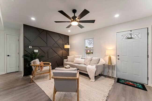 Building Photo - 3138 Harris Dr
