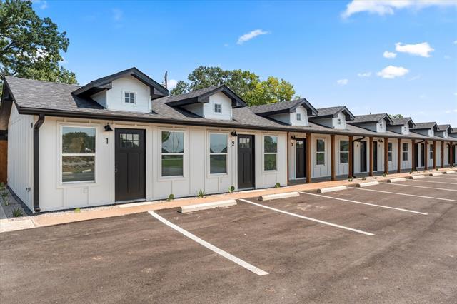 Building Photo - 900 S Tool Dr