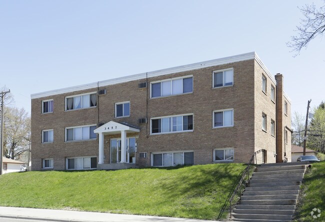 3457 Central Ave NE Minneapolis, MN 55418 Rentals