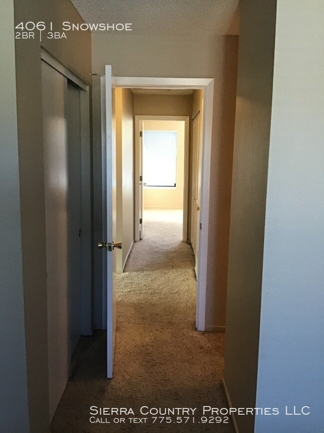 Building Photo - 4061 Snowshoe Ln