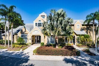 Building Photo - 1043 S Hiawassee Rd