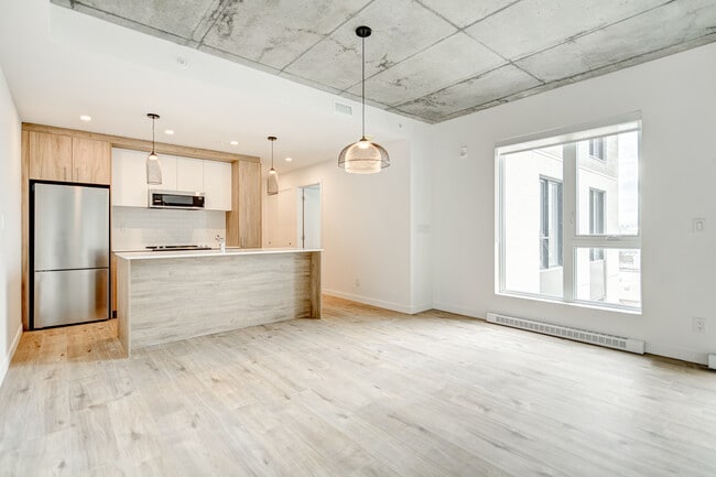 Building Photo - Espace Langelier