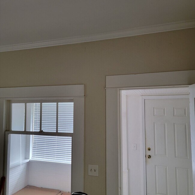 Foto del edificio - Charming 2-Bedroom House Near Downtown Oak Harbor