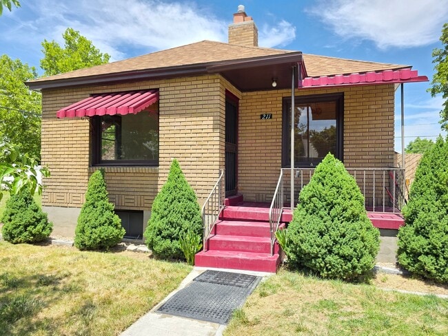 Foto del edificio - 211 Maple St