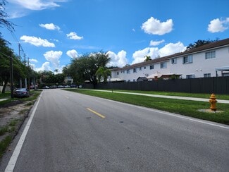 Building Photo - 8561 SW 109th Ave