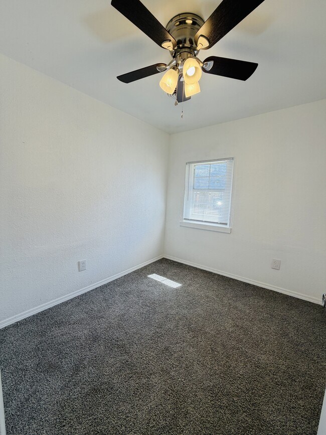 Building Photo - 2301 S Westminster Rd