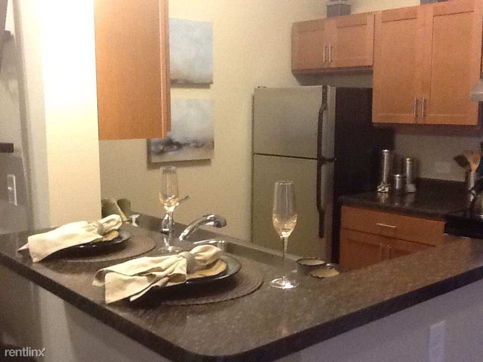 Foto principal - 200 Trotter Rd