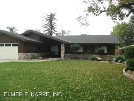 Foto principal - 3 br, 2 bath House - 7905 SHETLAND DR